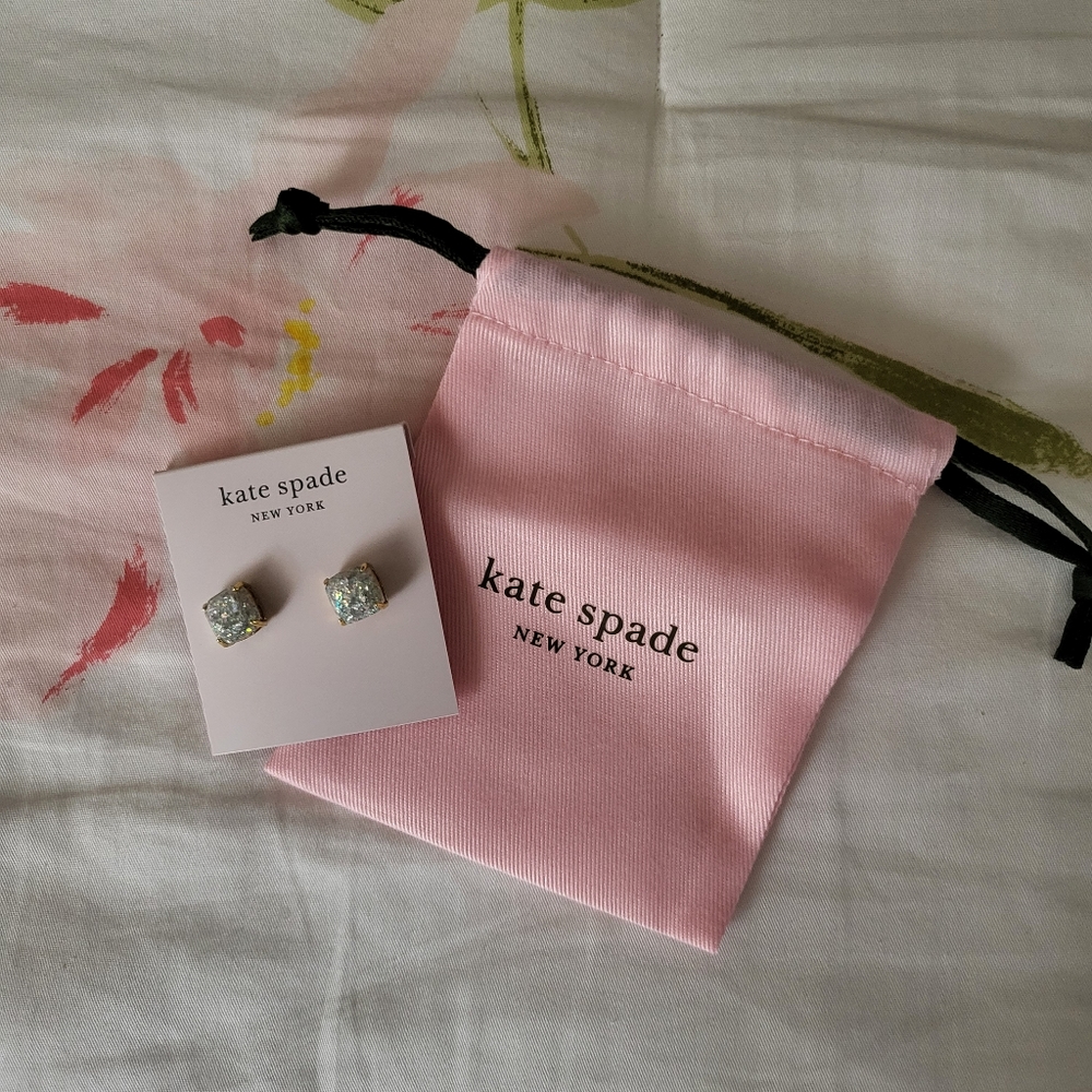 *SOLD* Kate Spade Earrings